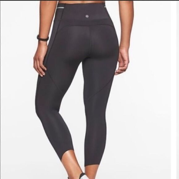 Athleta Sonic High-low Raw Hem Gray Reflective Capri Leggings - Picture 12 of 14